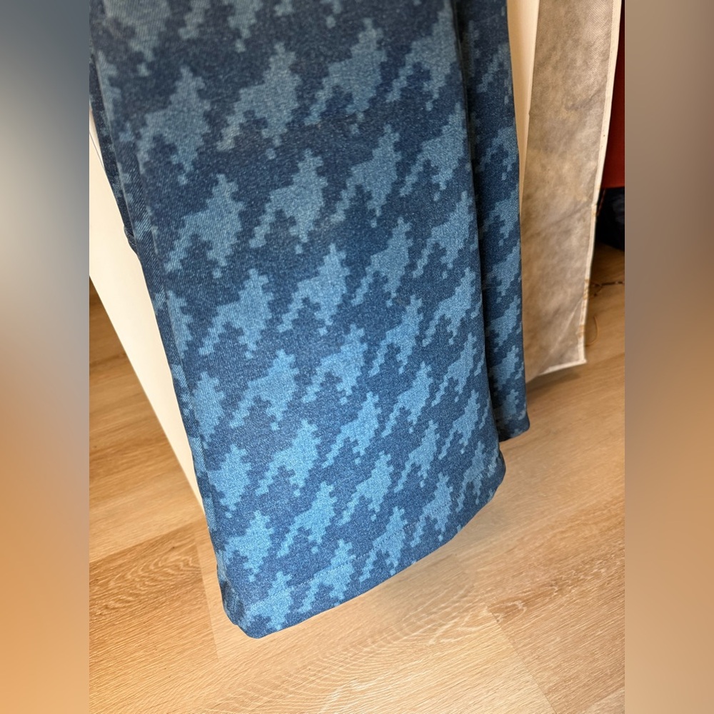 Perfect Moment Blue Houndstooth Flare Pants - Picture 13 of 13